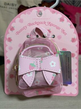 Under One Sky Beauty Mini Backpack
Sponge Set